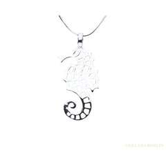 Anhänger in Form eines Seepferdchens, gemustert, aus 925 Silber