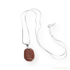 Beachjewellery: Kette aus 925 Silber mit Stein-Anhänger, rotbraun, rund meliert